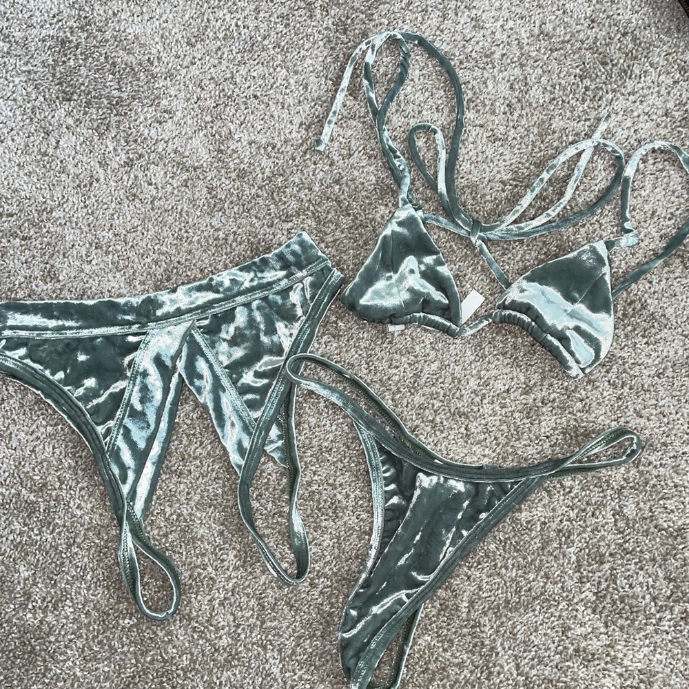 Laina Rauma Moody Mermaid Set in Sage Green
